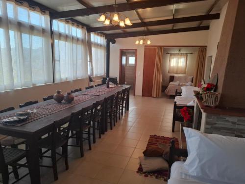 Karofillos homes-Oropedio in Lasithi Plateau