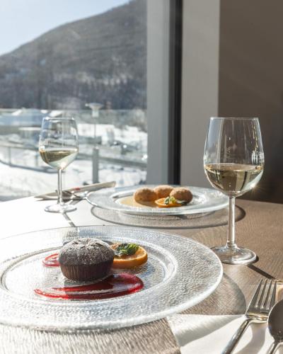 Restaurant, Hotel Alpenrose in Curon Venosta
