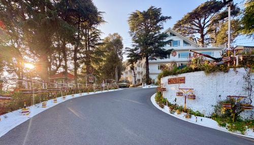 Hotel Mini Switzerland in Dalhousie