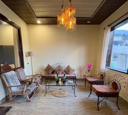 Hotel Mini Switzerland in Dalhousie