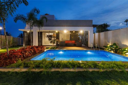 Villa Amber by StayJade Pool Villa 1hr Blr – khách sạn tại KVS Nagar