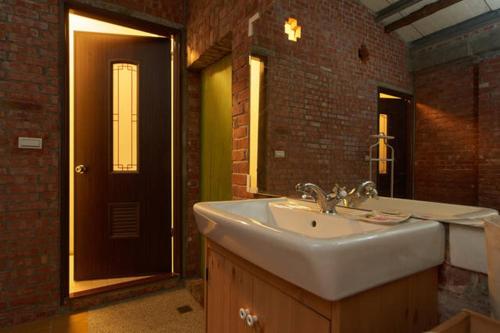 Bathroom, Just For Fun B&B in Pingxi District