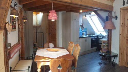 Ferienwohnung im kleinen Landhaus - Apartment - Willingen-Upland