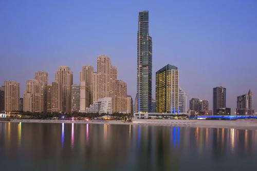 Luxury JBR · 2BR · 5* Beach Resorts Access!, Dubai (photo 5)