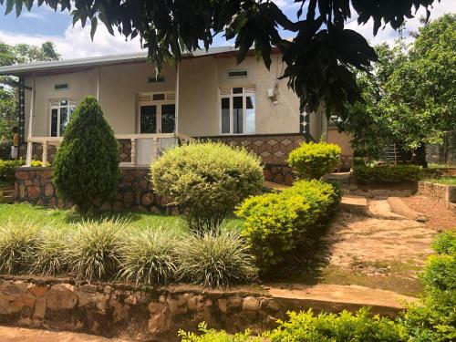 Quiet Stay Haven in Kabuga