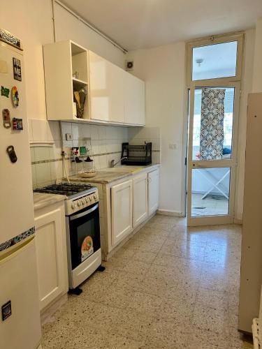 cuisine, Le Refuge Lumineux à la Terrasse Céleste (Le Refuge Lumineux a la Terrasse Celeste) in Ariana