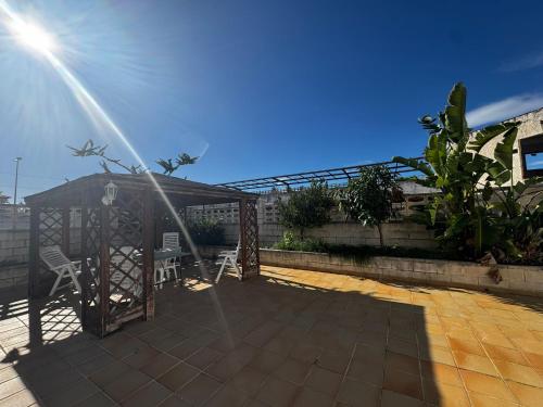 VILLA PRIVADA Ideal grupos junto a la playa in Bellreguard