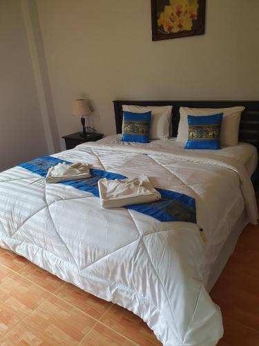 Groovy Bungalows – Krabi, CO