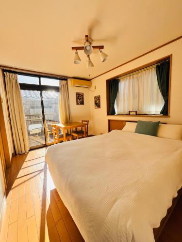 陽だまりのうたたねこ