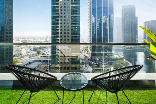 Stylish Jlt Studio Lake View Poolmarina Walk, Dubaï