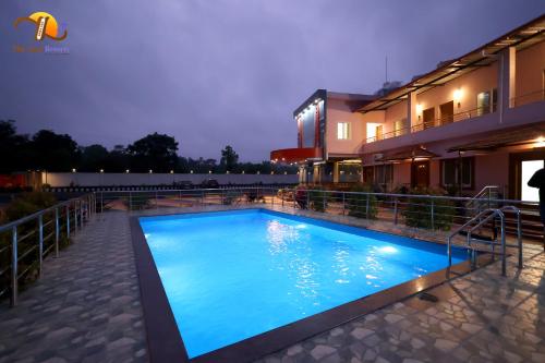 Swimming pool, THE LYCA RESORTS in Jog Falls
