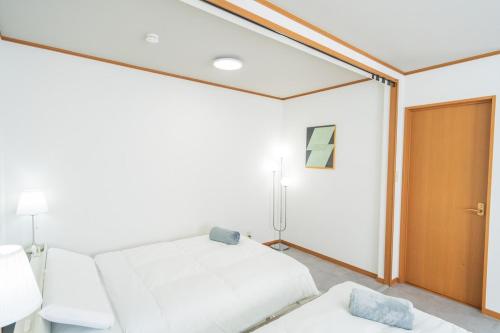 Sakura Gallery Stay Art House near OdawaraCastle