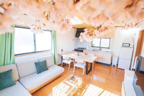 Sakura Gallery Stay Art House near OdawaraCastle