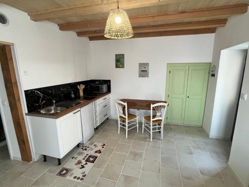 Les Petits Jardins de Cisse Chambre de Charme in Vouille