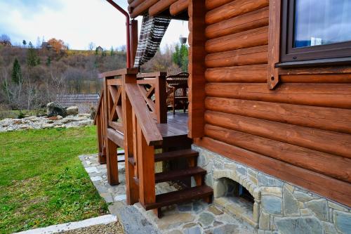 Флояра in Kosmach