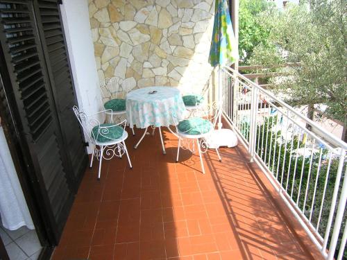 Apartment with Sea View image 3