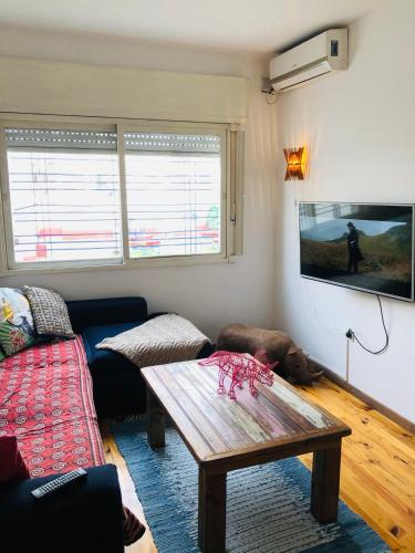 Cozy home with an excellent location - image 3