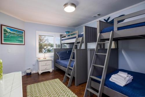 344 Capt John Fripp - Two Bedroom Villa - image 22