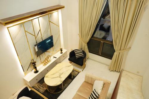 Experience a New Level of Comfort in A m a n a h Mall Link Road Model Town - image 3