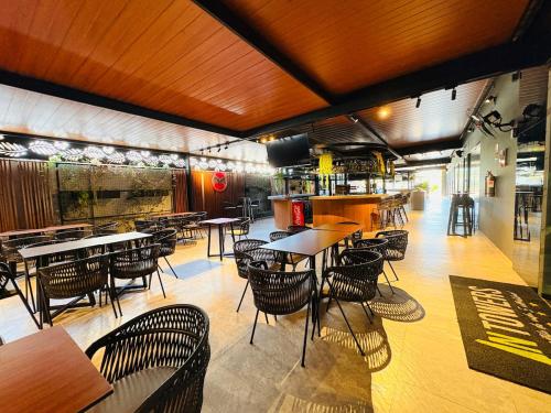 Apartamento 5 ESTRELLAS IN TOWERS in Colinas del Urubo