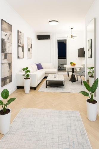 White Lounge Haustor