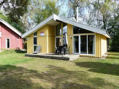 Ferienhaus mit Sauna im Ferienpark Mirow in Granzow, Deutschland