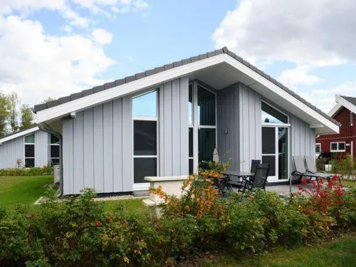 Ferienhaus mit Sauna im Ferienpark Mirow in Granzow, Deutschland