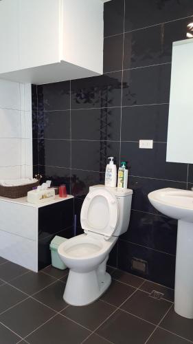Qinbian B&B – New Taipei City, VA