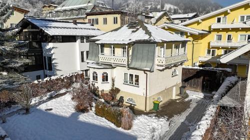 Chalet Skilift - Lake View by All in One Apartments - Location saisonnière - Zell am See