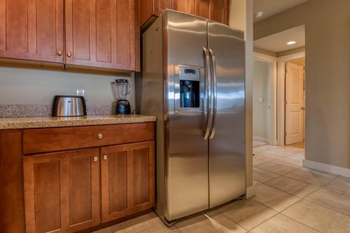 River's Edge at Bridgeport - image 9