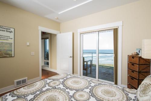 Shoreline Ridge Condos – Newport, OR