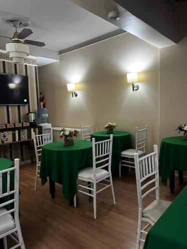 Comida y bebida, Hotel Nuevo Suizo in San Juan