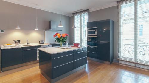 Appartement T4 cours de l'intendance, Bordeaux (photo 7)
