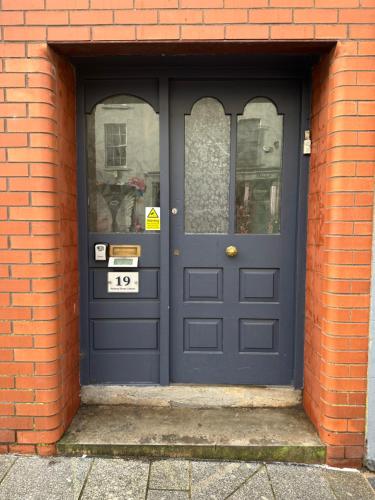 Central Lisburn Duplex Apartment No Parties 2