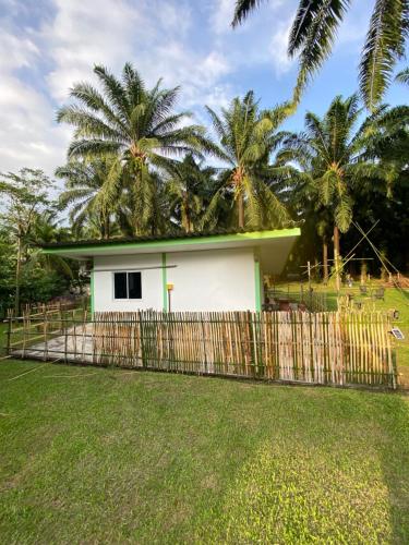 บ้านเพื่อนโฮมสเตย์ เขาพนม2 Friend House Homestay in Khao Phanom