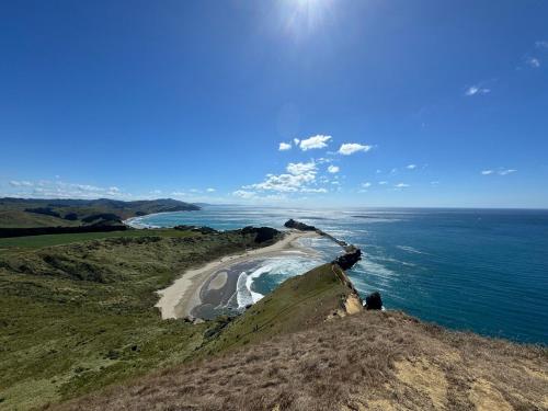 Deerview Cabin in Coastal Mataikona in Whakataki