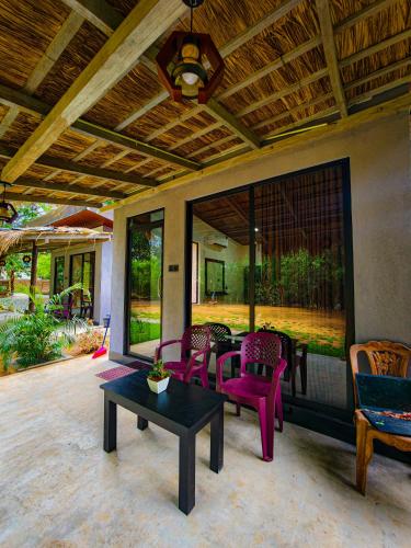 ทัศนียภาพภายนอกโรงแรม, Ivory Safari House in อุดาวาลาเว
