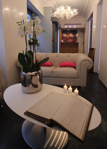 Hôtel Lumières Montmartre Paris - main image