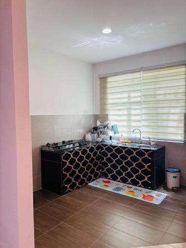 Healing Homestay 3 Bed Aircond Near Teluk Batik in Ayer Tawar