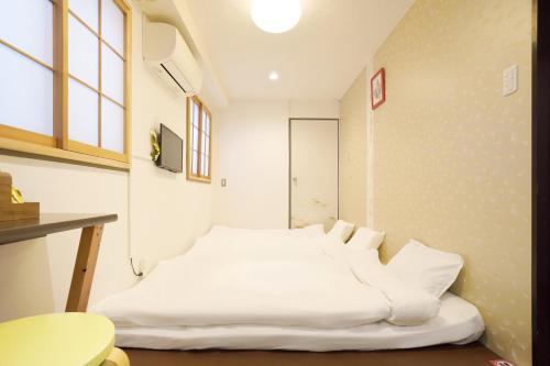 Sunflower Hotel 605, Osaka, Namba & Shinsaibashi