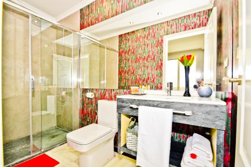 Penthouse Studio with Private Terrace image 7