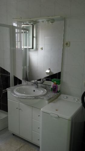 Apartment Gevera, Split (photo 8)
