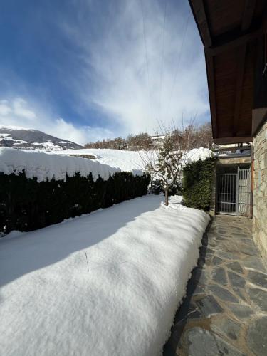 Villetta con giardino in Doues