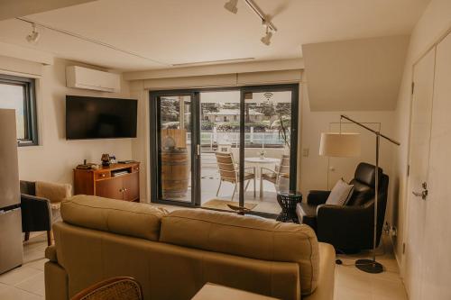 The Waterfront Apartment in พอร์ทแฟรี่