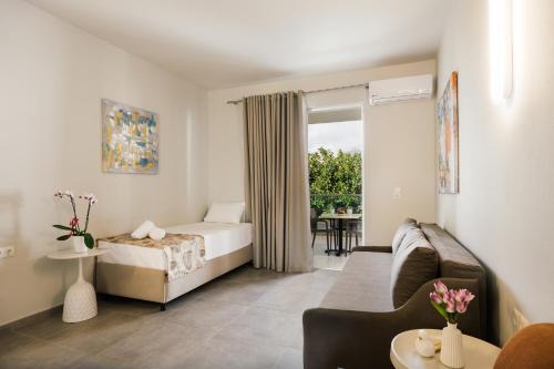Costas & Chrysoula, Plakias (photo 2)