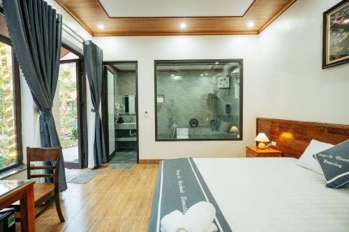 room detail thumbnail 0