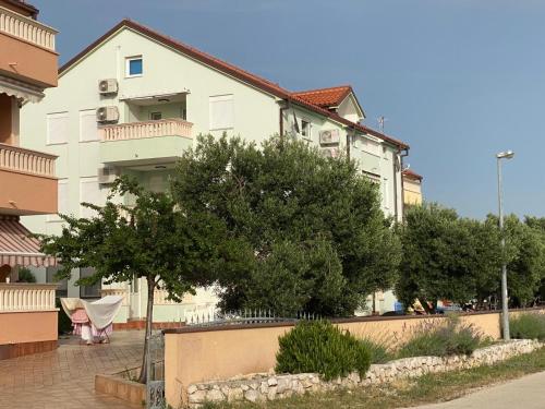 MP More in Водіце