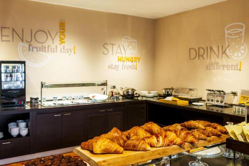 Restaurant, B&B HOTEL Bari Rondo in Bari