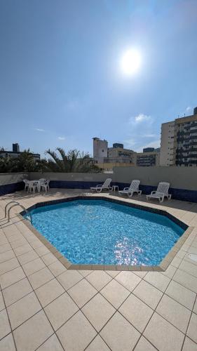 Apto Grande Seguranca 24h Bem Localizado Large Apartment 24-7 Security Well Located in Itacorubi