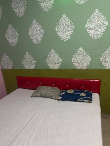 Hotel golden night in Raipur